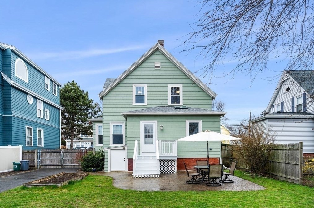 101 Norfolk Ave, Swampscott MA  01907-1806 exterior