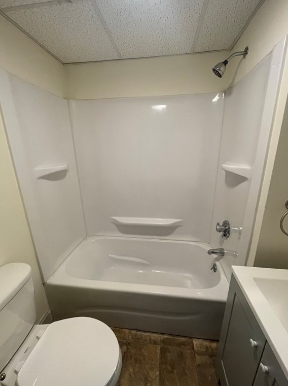 153 Cross St, Lowell MA 01854-4243 exterior