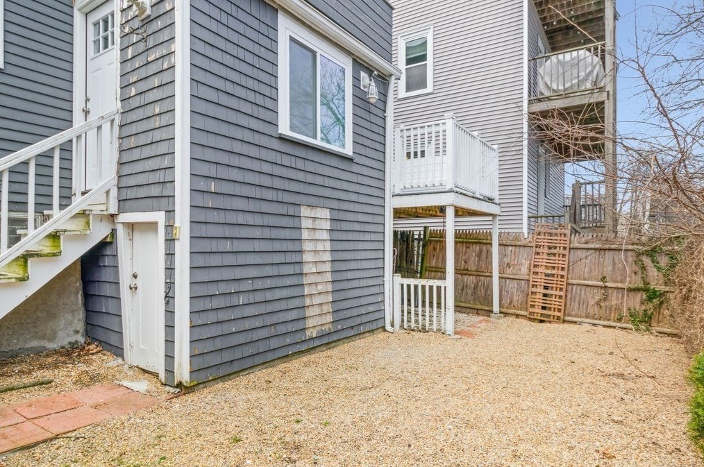 16 Houghton St, Boston MA  exterior