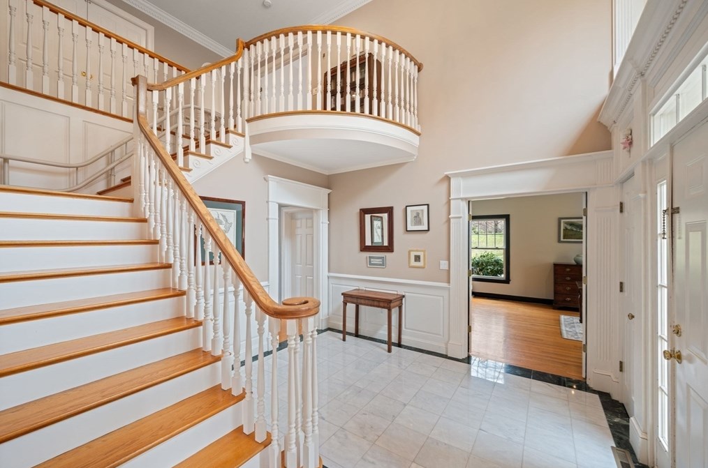 1 Cordial Way, Natick MA 01760-5656 exterior