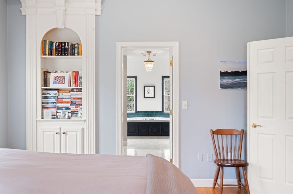 1 Cordial Way, Natick MA 01760-5656 exterior