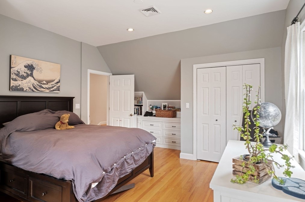 1 Cordial Way, Natick MA 01760-5656 exterior