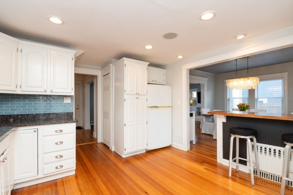 122 Greaton Rd, Boston MA exterior