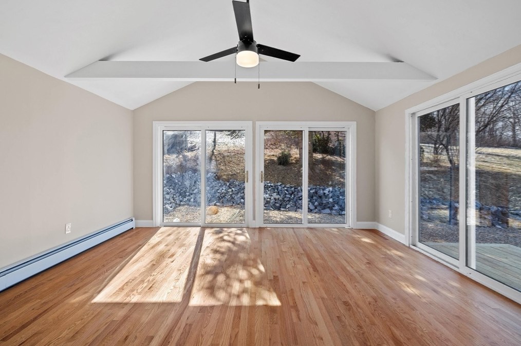 21 Warren St, North Brookfield MA  01535-1508 exterior