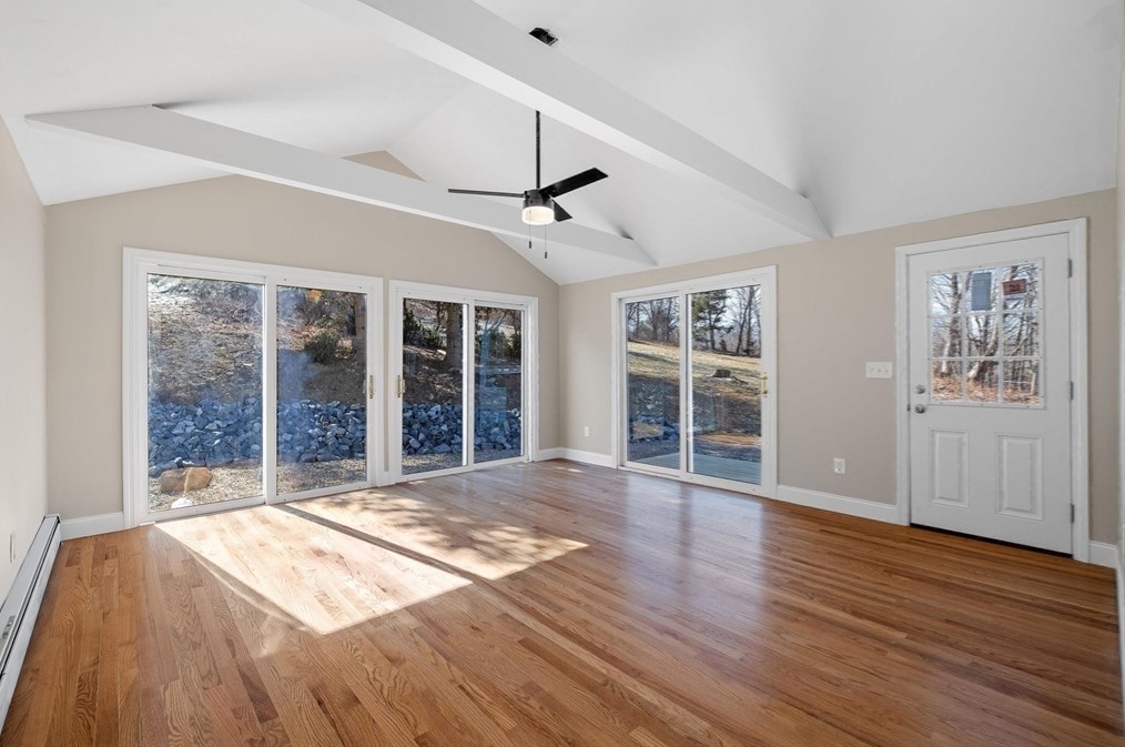 21 Warren St, North Brookfield MA  01535-1508 exterior