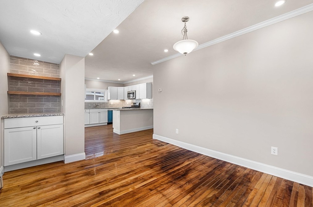 21 Warren St, North Brookfield MA  01535-1508 exterior