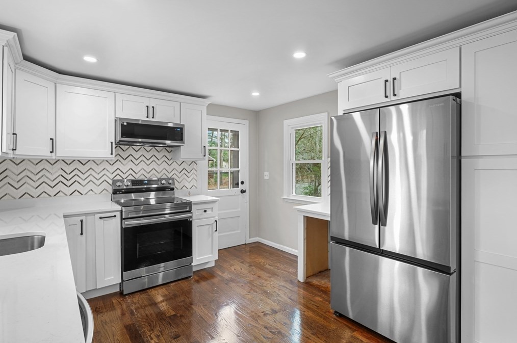 115 Essex St, Mansfield MA  02048-3202 exterior