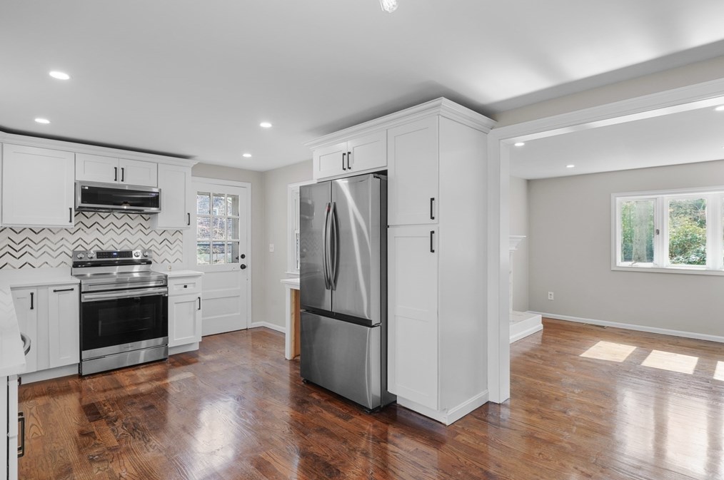 115 Essex St, Mansfield MA  02048-3202 exterior