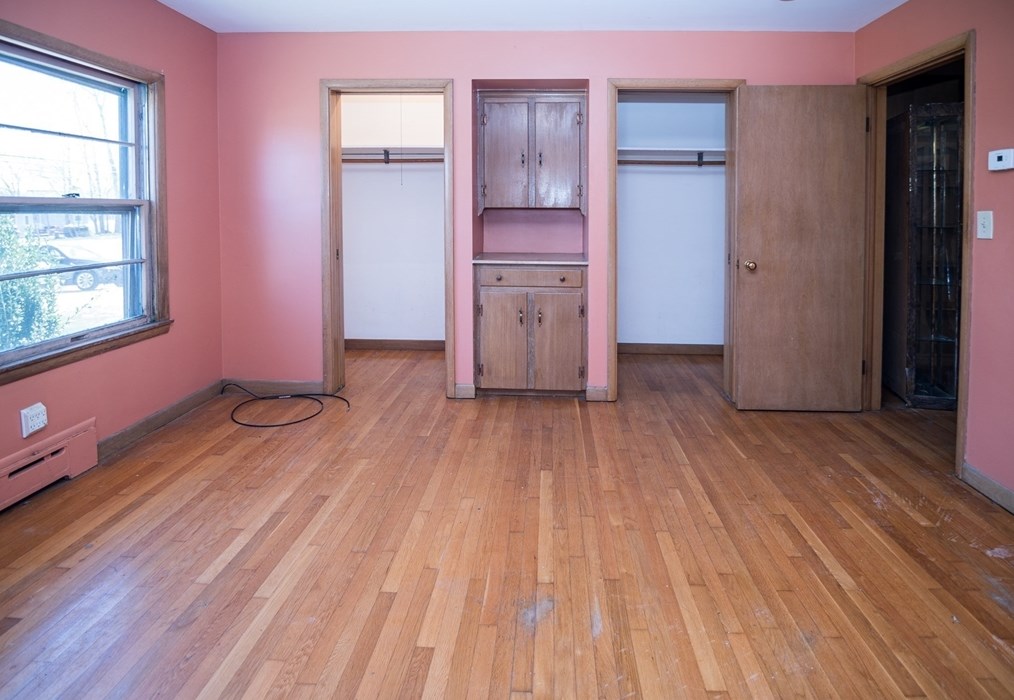 252 Thompson Rd, Webster MA  01570-1507 exterior