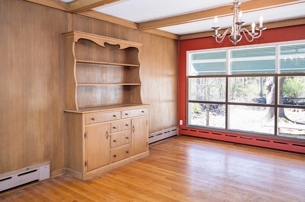 252 Thompson Rd, Webster MA  01570-1507 exterior