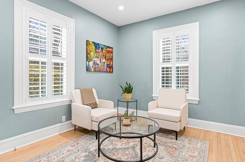 225 Weston St, Waltham MA  02453-1709 exterior