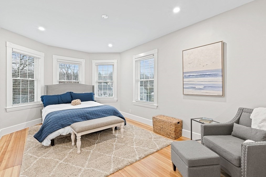 225 Weston St, Waltham MA  02453-1709 exterior