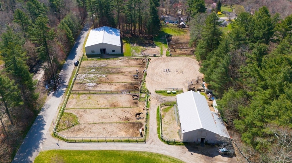 68 Pln St, Norton MA  02766-2818 exterior