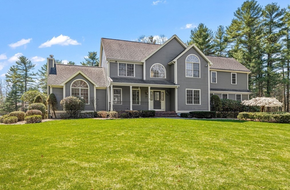 68 Pln St, Norton MA  02766-2818 exterior