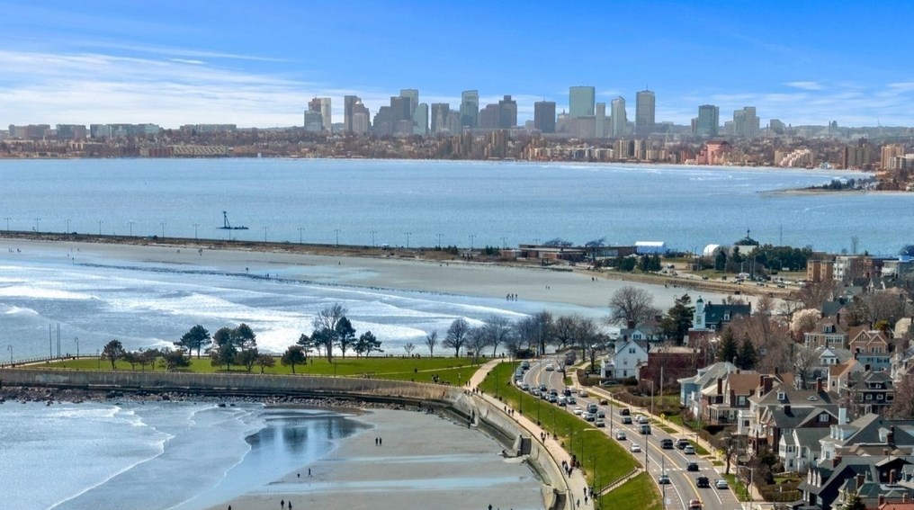 63 New Ocean St, Swampscott MA  01907-1831 exterior