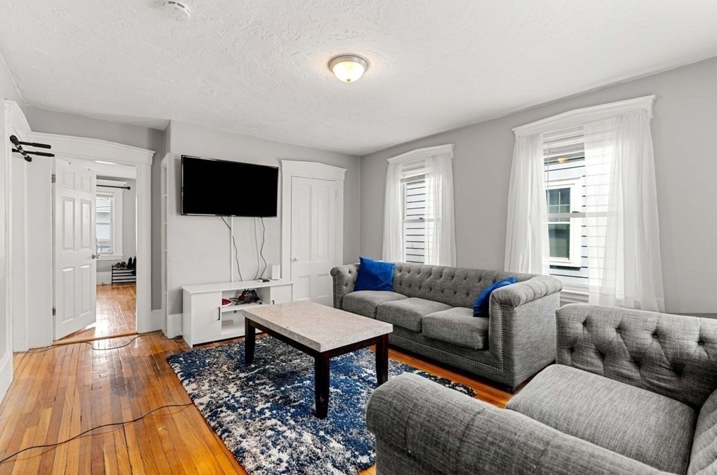 63 New Ocean St, Swampscott MA  01907-1831 exterior