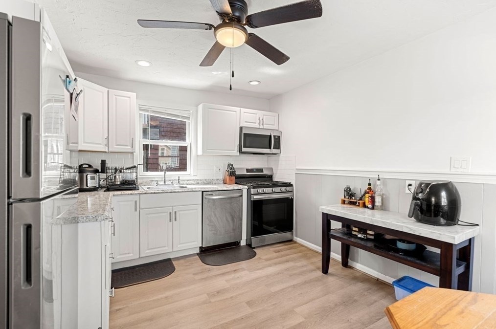 63 New Ocean St, Swampscott MA  01907-1831 exterior