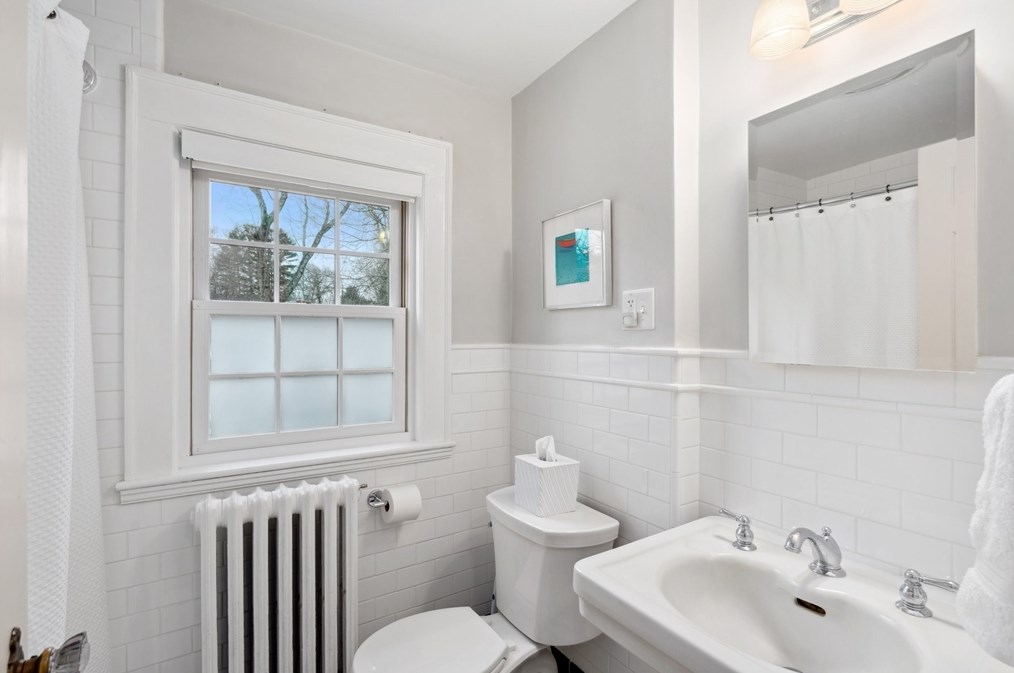 12 Cherry Ln, Dedham MA  02026-3104 exterior