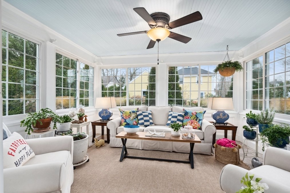 12 Cherry Ln, Dedham MA  02026-3104 exterior