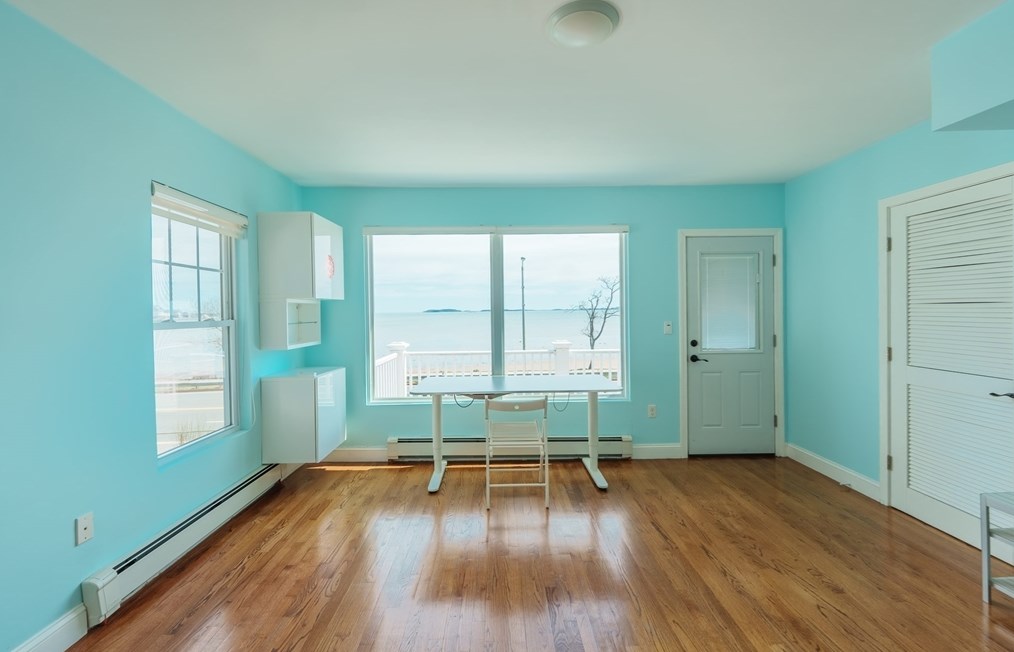 433 Quincy Shore Dr, Quincy MA 02171-2061 exterior