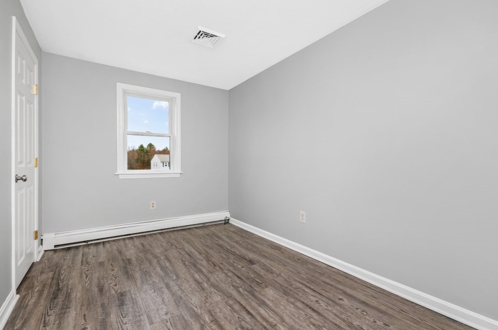 20 Palmieri Cir, East Bridgewater MA  02324-2762 exterior