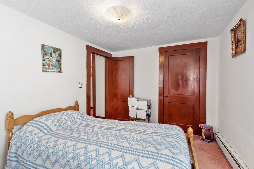 36 North St, Lowell MA  01852-2637 exterior