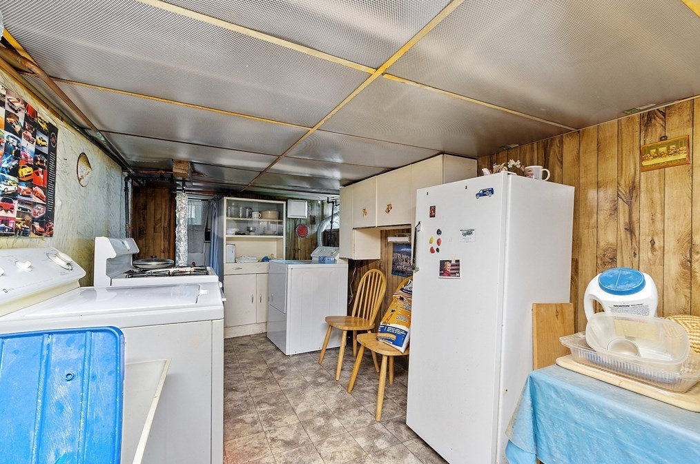 36 North St, Lowell MA  01852-2637 exterior