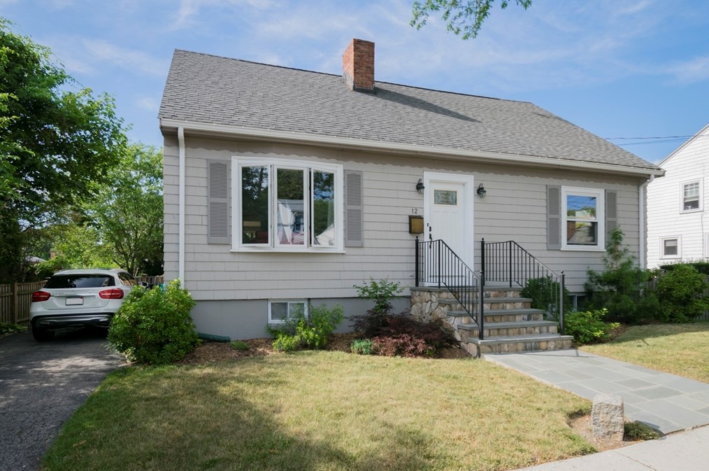 12 Normandy Ave, Cambridge MA  02138-1015 exterior