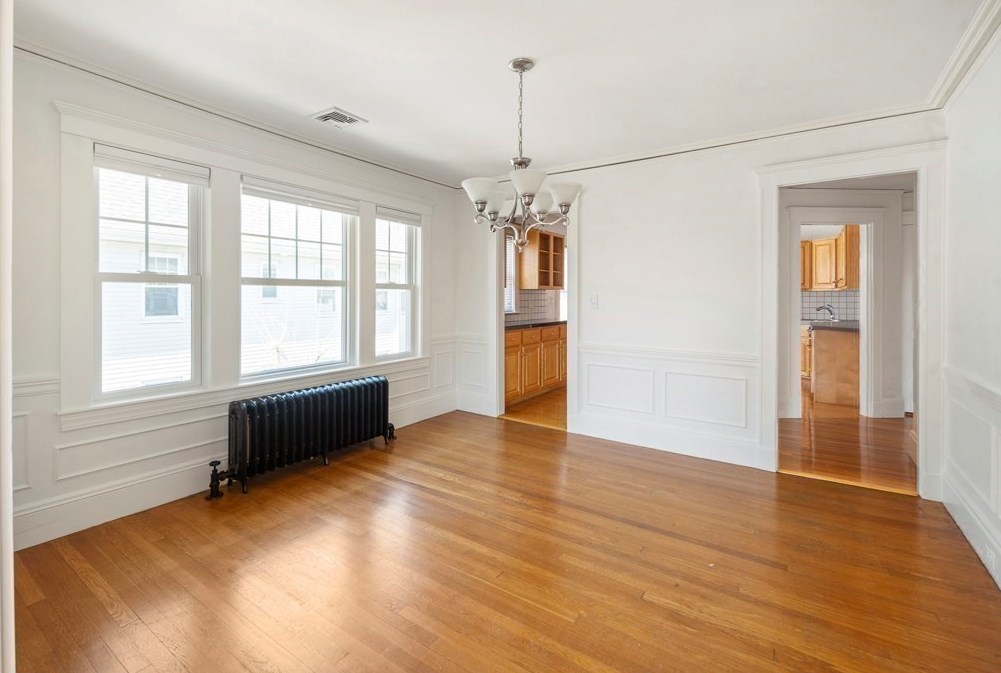 78 Chester Rd, Belmont MA 02478-2824 exterior