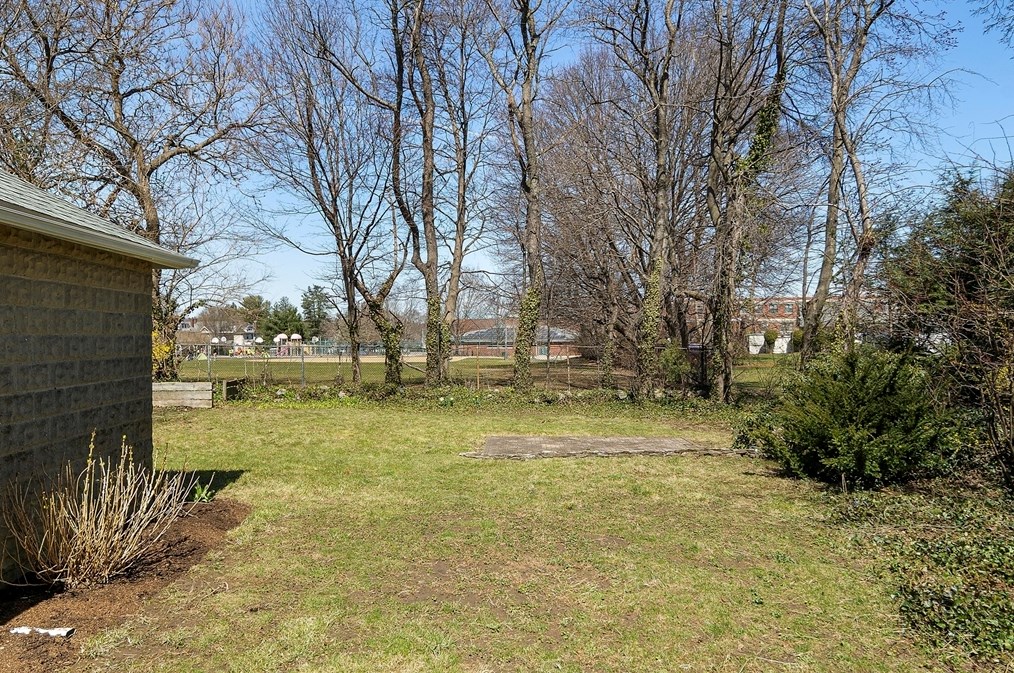 78 Chester Rd, Belmont MA 02478-2824 exterior