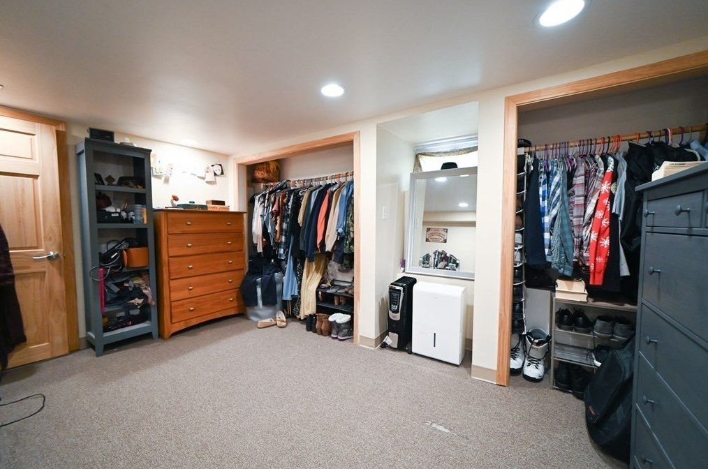 16 Kondazian St, Watertown MA 02472-2830 exterior