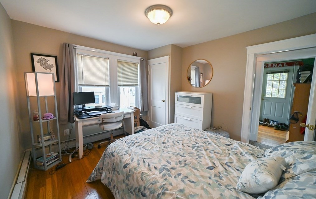 16 Kondazian St, Watertown MA 02472-2830 exterior