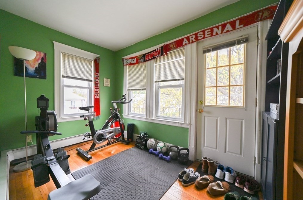 16 Kondazian St, Watertown MA 02472-2830 exterior