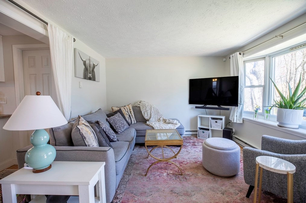 12 Lebanon St, Worcester MA  01603-1304 exterior