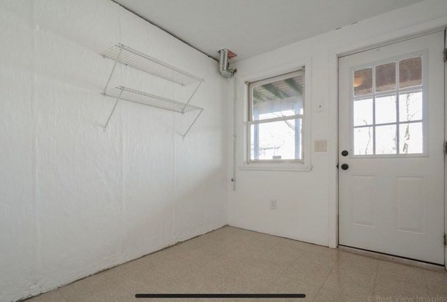 12 Lebanon St, Worcester MA  01603-1304 exterior