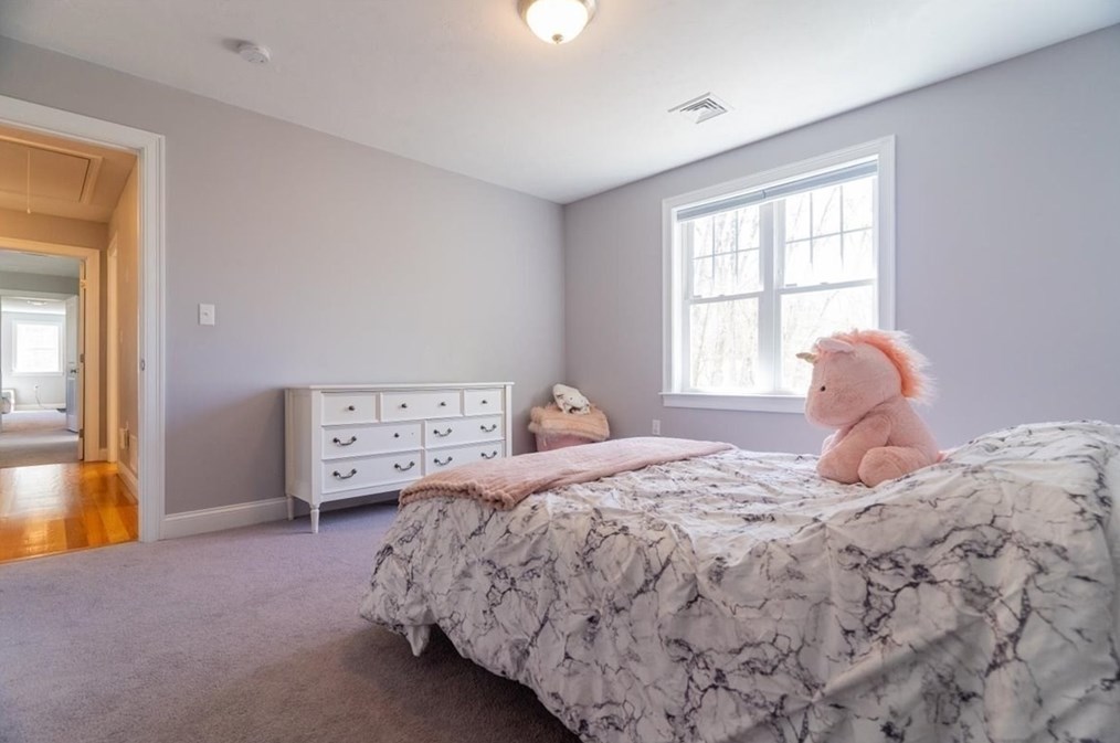 2389 West St, Wrentham MA  02093-1860 exterior