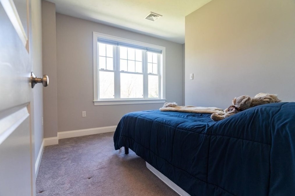 2389 West St, Wrentham MA  02093-1860 exterior