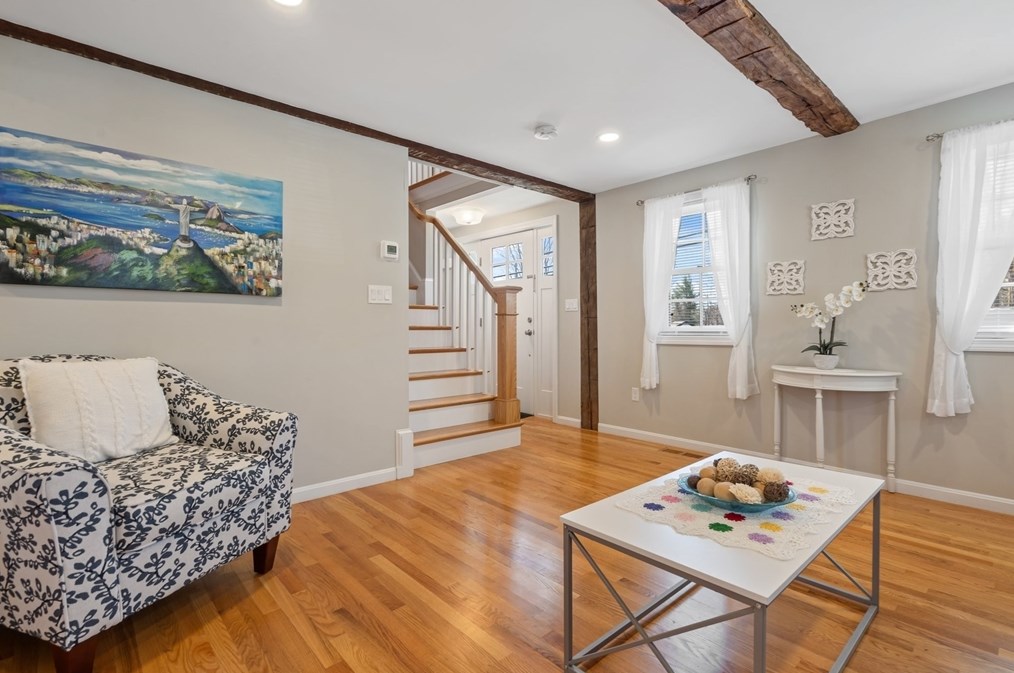 311 Pelham St, Methuen MA  01844-1476 exterior