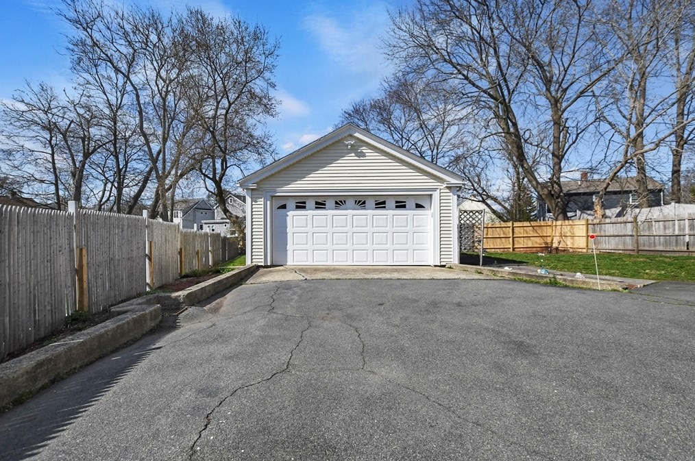 52 Conant St, Danvers MA 01923-2524 exterior