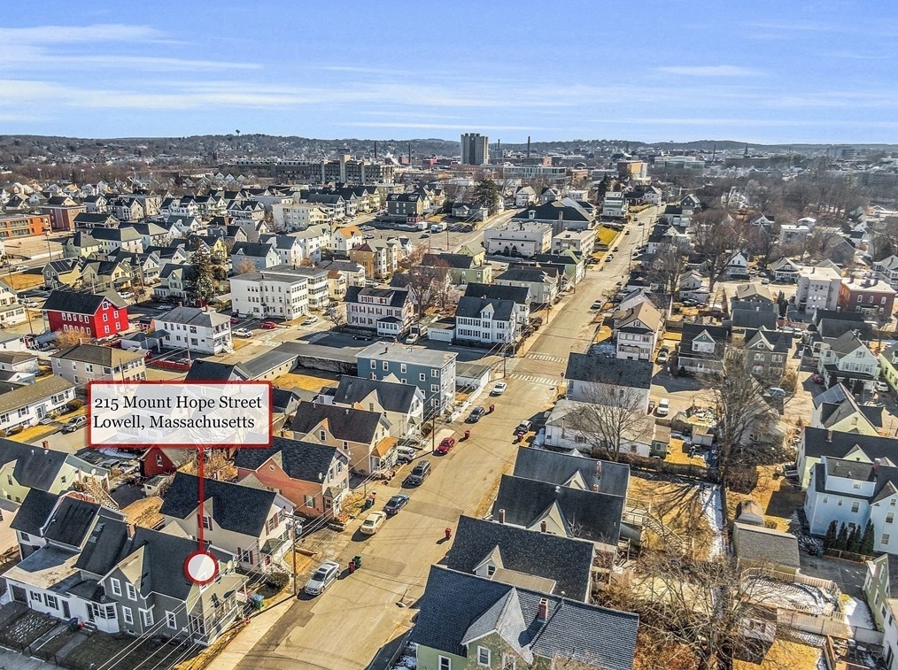 215 Mount Hope St, Lowell MA 01854-2347 exterior