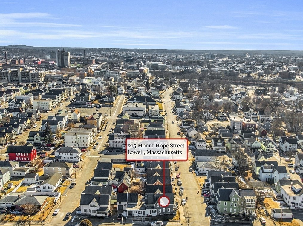 215 Mount Hope St, Lowell MA 01854-2347 exterior