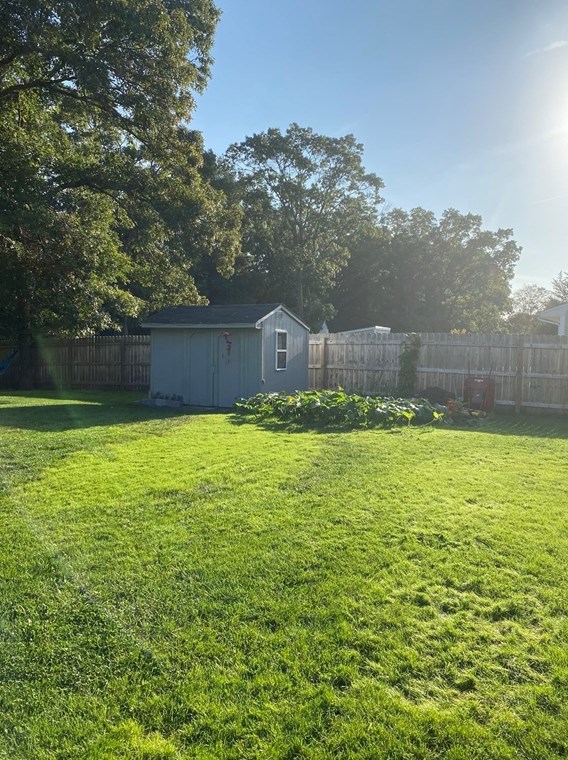 239 Powderhorn Dr, Taunton MA  02780-7256 exterior