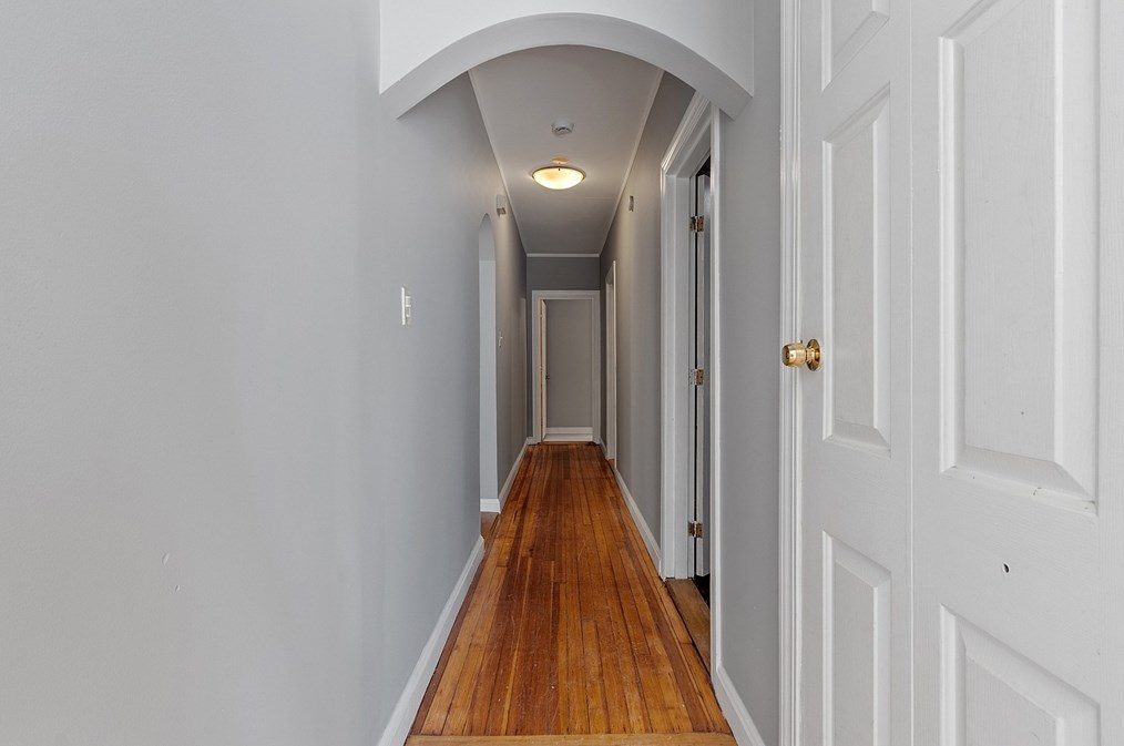 191 Charles St, Fitchburg MA  01420-4205 exterior