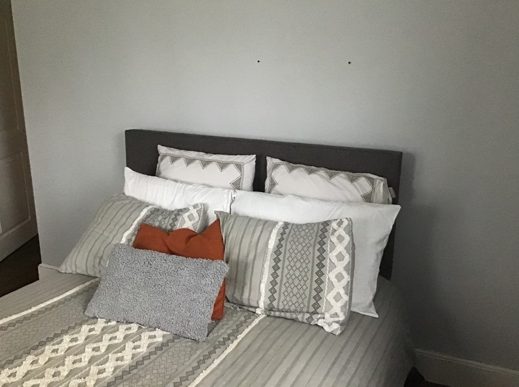 390 High St, Whitman MA 02382-1136 exterior