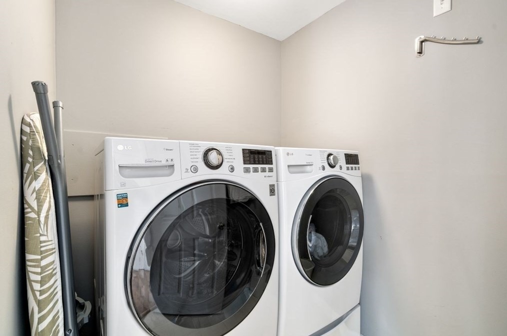 3 Rainbow Dr, Worcester MA 01605-1095 exterior