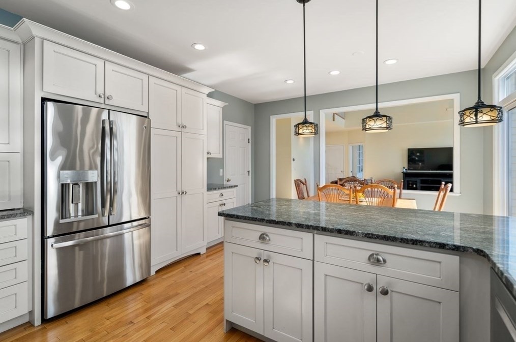 3 Rainbow Dr, Worcester MA 01605-1095 exterior