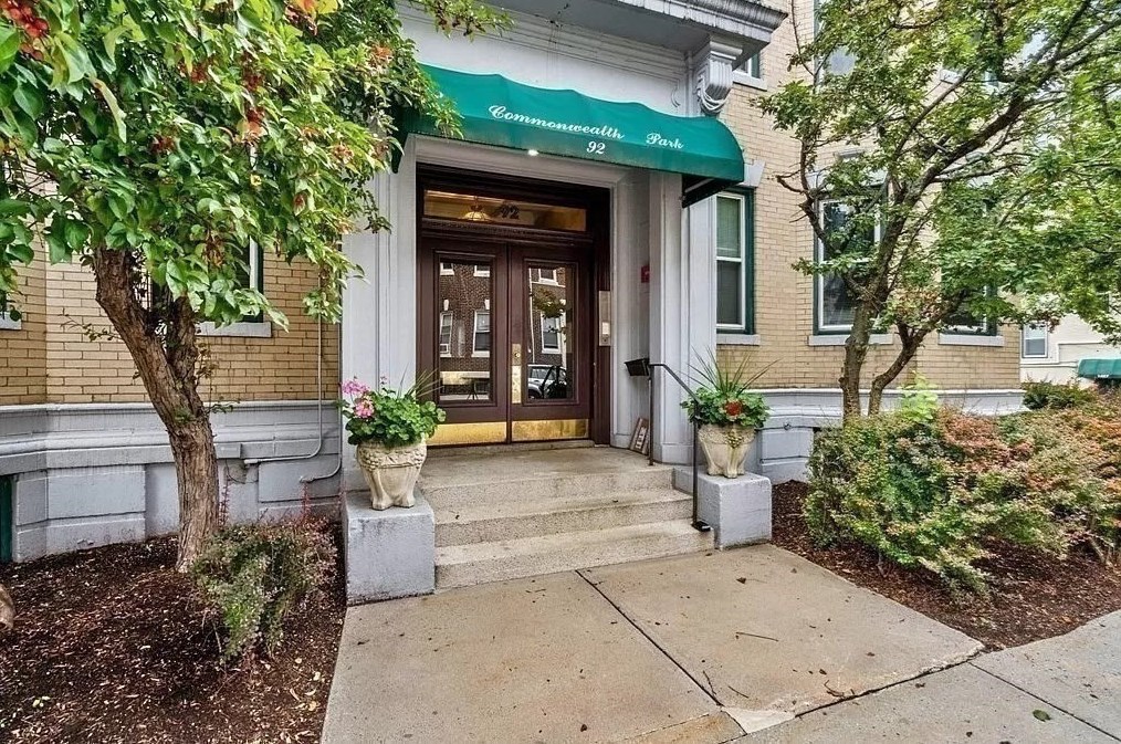 92 Gordon St, Boston MA exterior