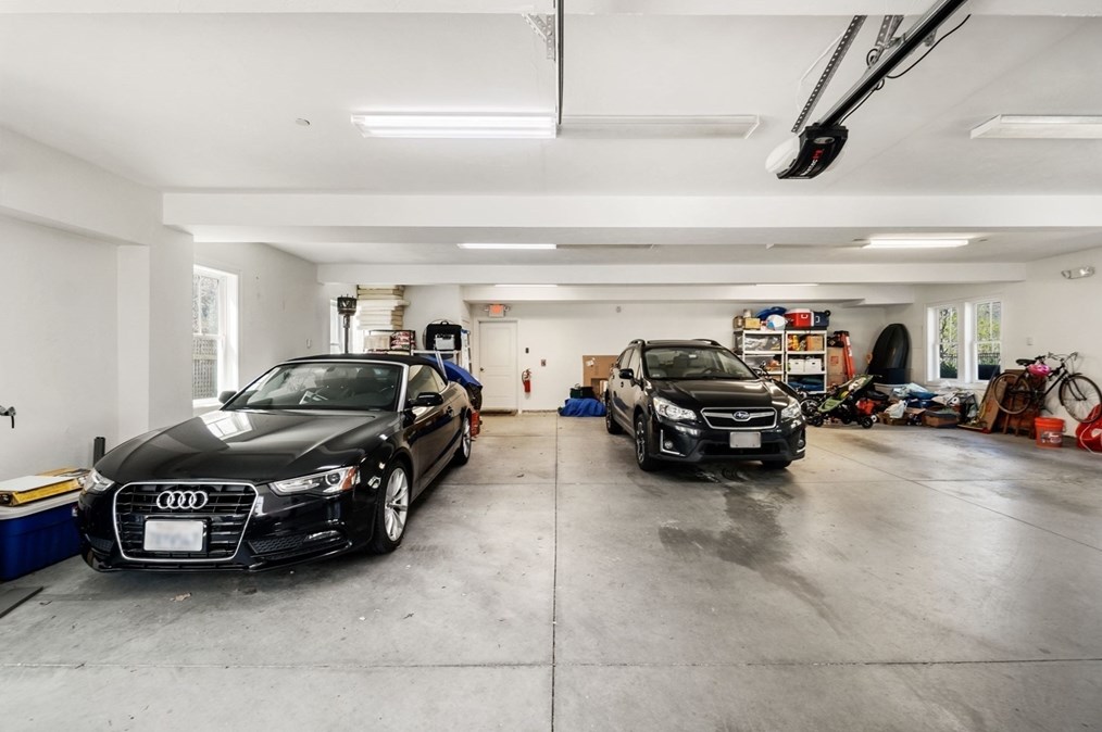 141 Harvey St, Cambridge MA  02140-1747 exterior