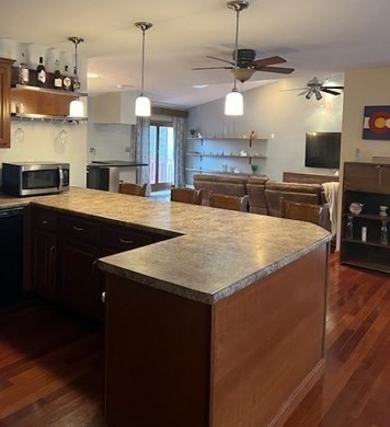 87 Mccabe St, Dartmouth MA  02748-1615 exterior