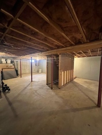 87 Mccabe St, Dartmouth MA  02748-1615 exterior